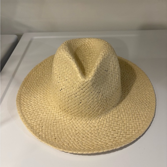 Madewell Accessories - Madewell women’s woven straw hat